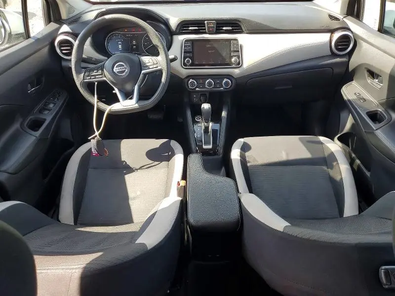 2020 NISSAN VERSA SV  