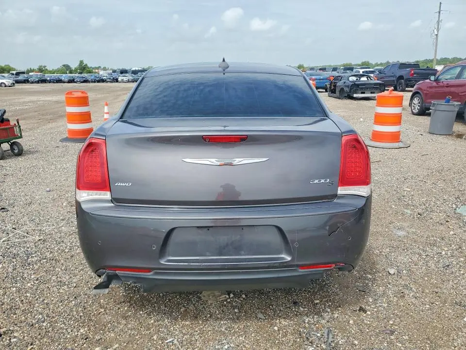 2018 CHRYSLER 300 S  