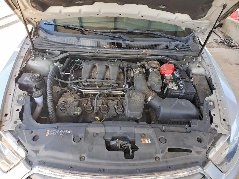 2016 FORD TAURUS SE  
