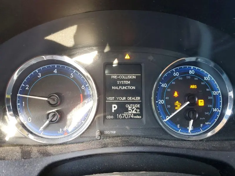 2017 TOYOTA COROLLA LE  