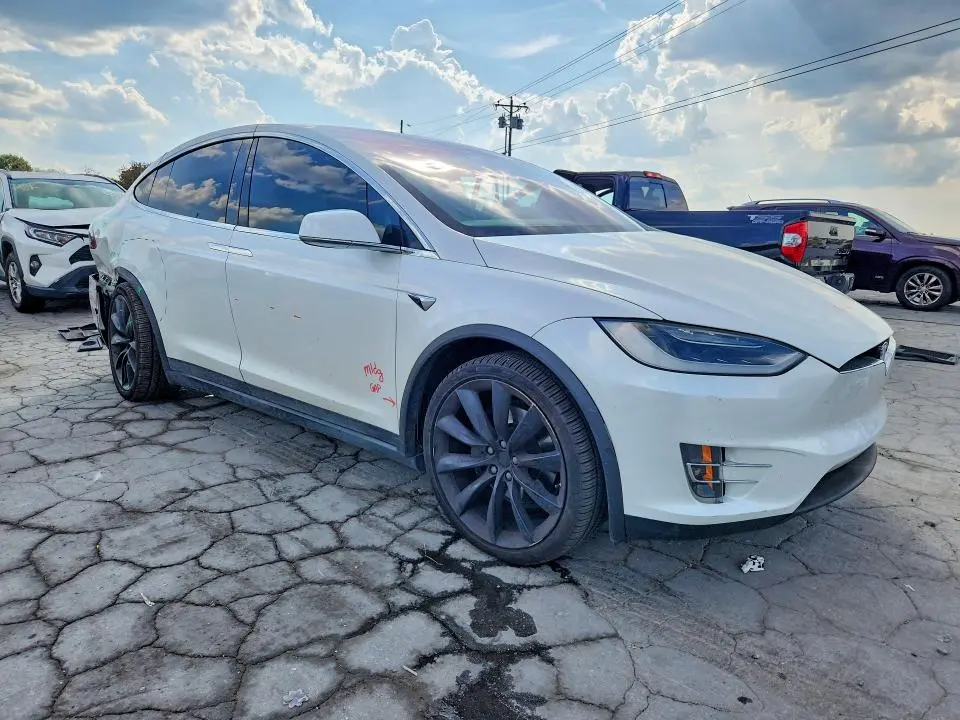 2019 TESLA MODEL X   