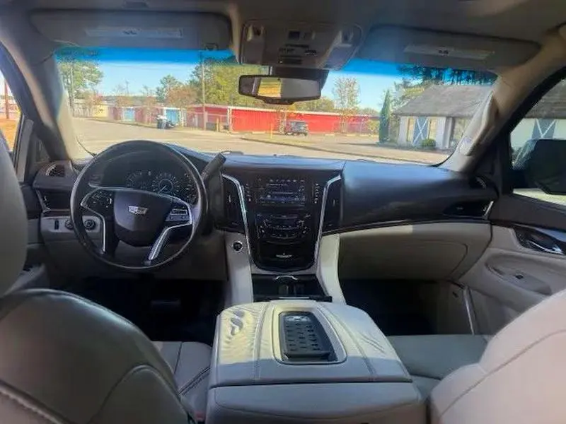 2016 CADILLAC ESCALADE LUXURY  