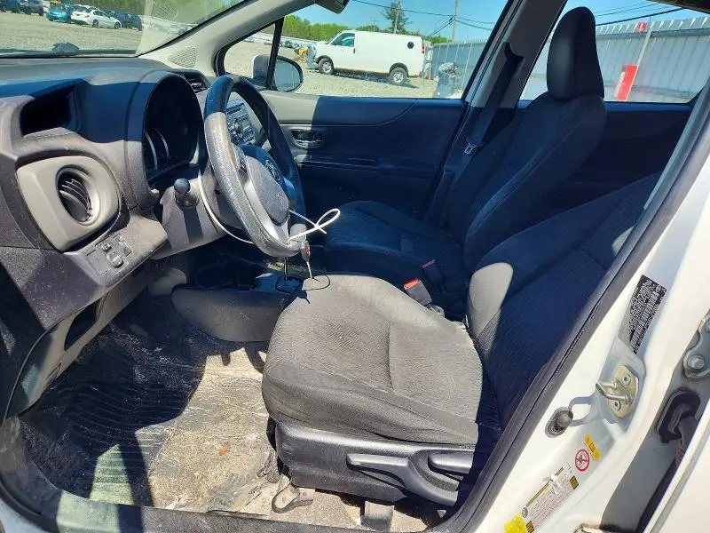 2014 TOYOTA YARIS 5-DOOR LE  