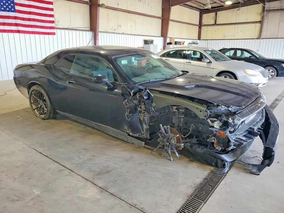 2010 DODGE CHALLENGER SE  