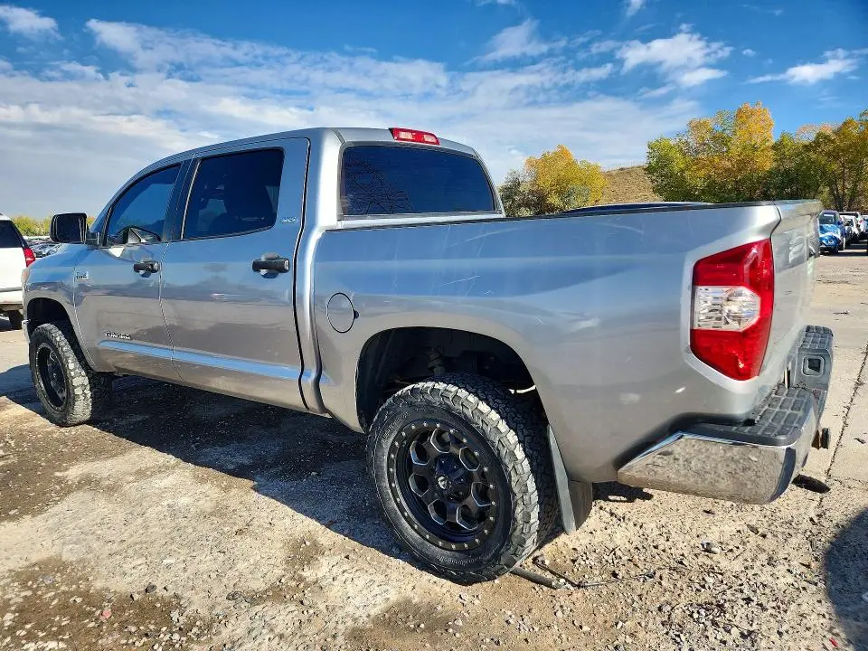 2014 TOYOTA TUNDRA CREWMAX SR5  
