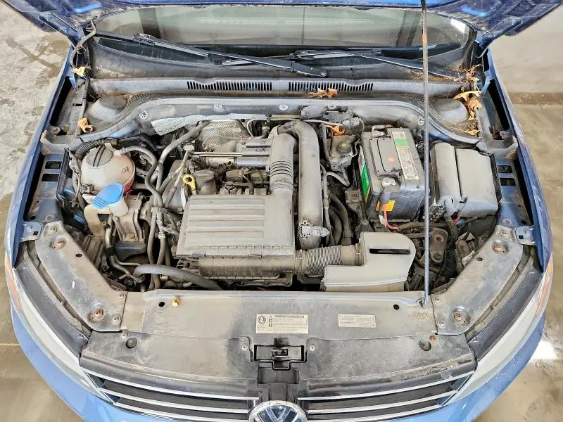 2017 VOLKSWAGEN JETTA SE  