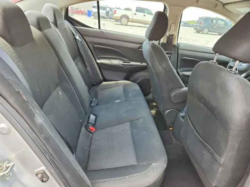 2020 NISSAN VERSA SV  
