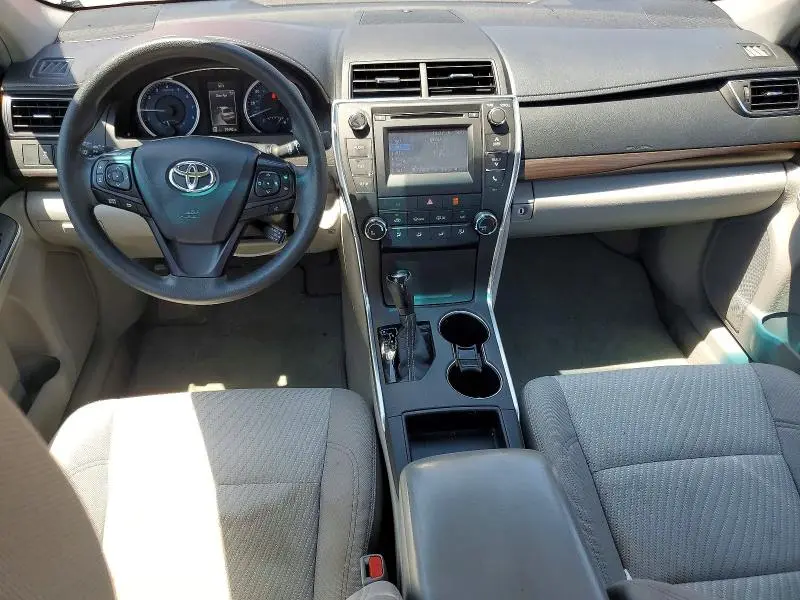 2017 TOYOTA CAMRY LE  