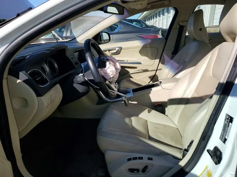 2013 Volvo S60 T5