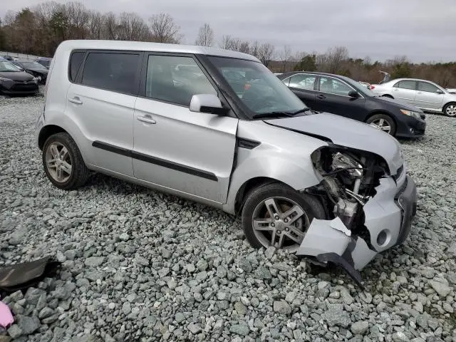 2011 KIA SOUL +