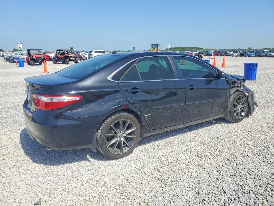 2017 TOYOTA CAMRY XSE  