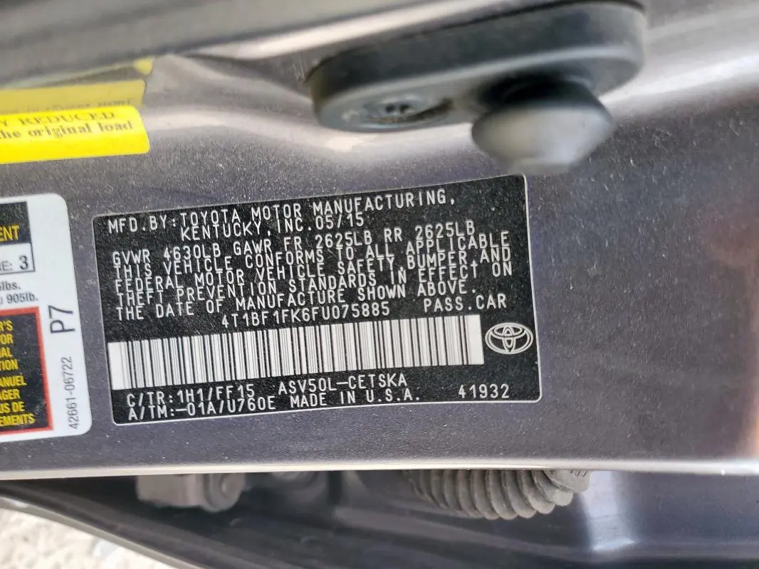 2015 TOYOTA CAMRY LE  