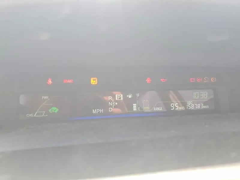 2014 TOYOTA PRIUS V FIVE  