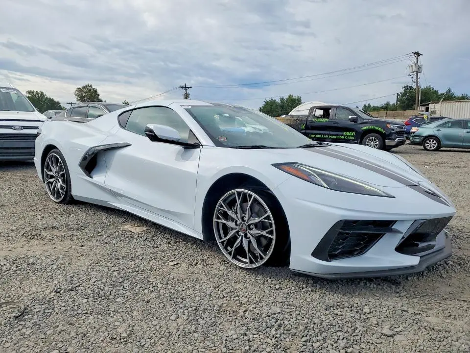 2024 CHEVROLET CORVETTE STINGRAY 2LT  