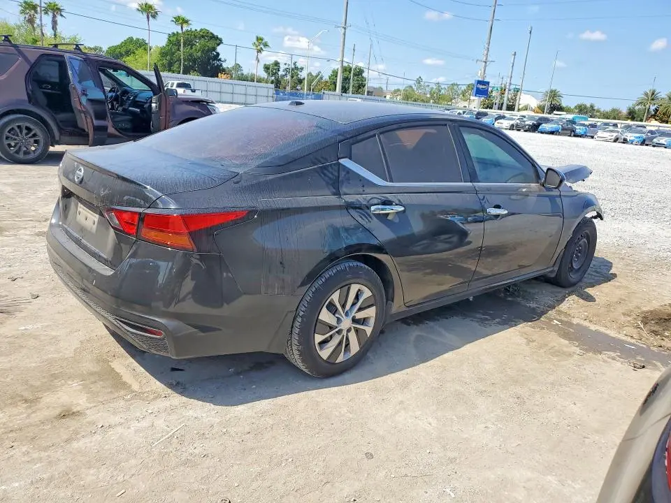 2020 NISSAN ALTIMA S  