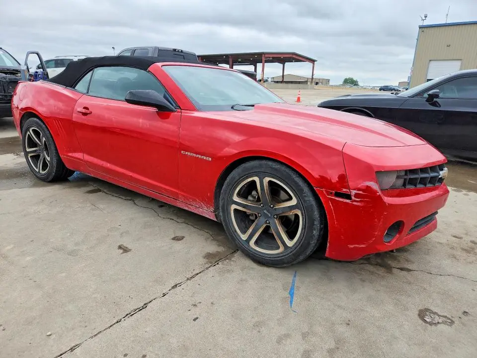 2011 CHEVROLET CAMARO LT  