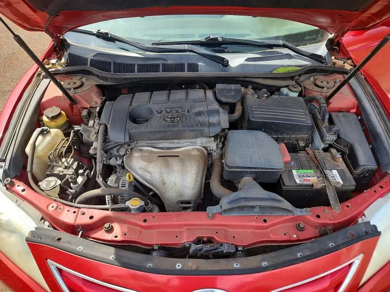 2011 TOYOTA CAMRY LE  