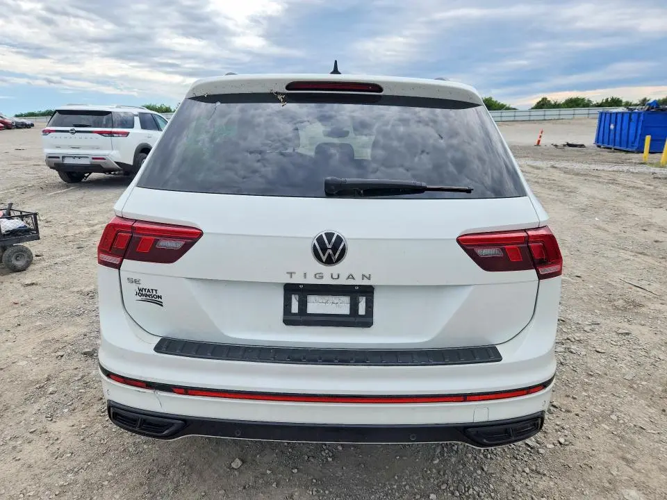 2023 VOLKSWAGEN TIGUAN SE R-LINE BLACK  