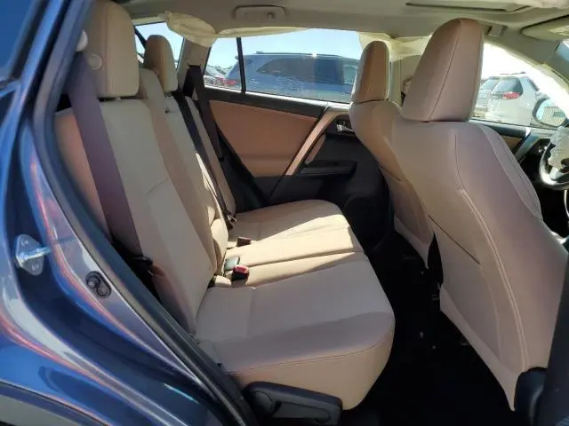 2014 TOYOTA RAV4 XLE