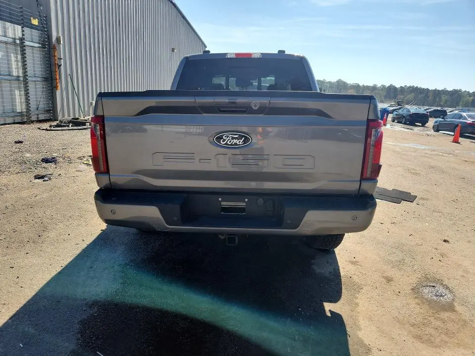 2024 FORD F150 XLT  