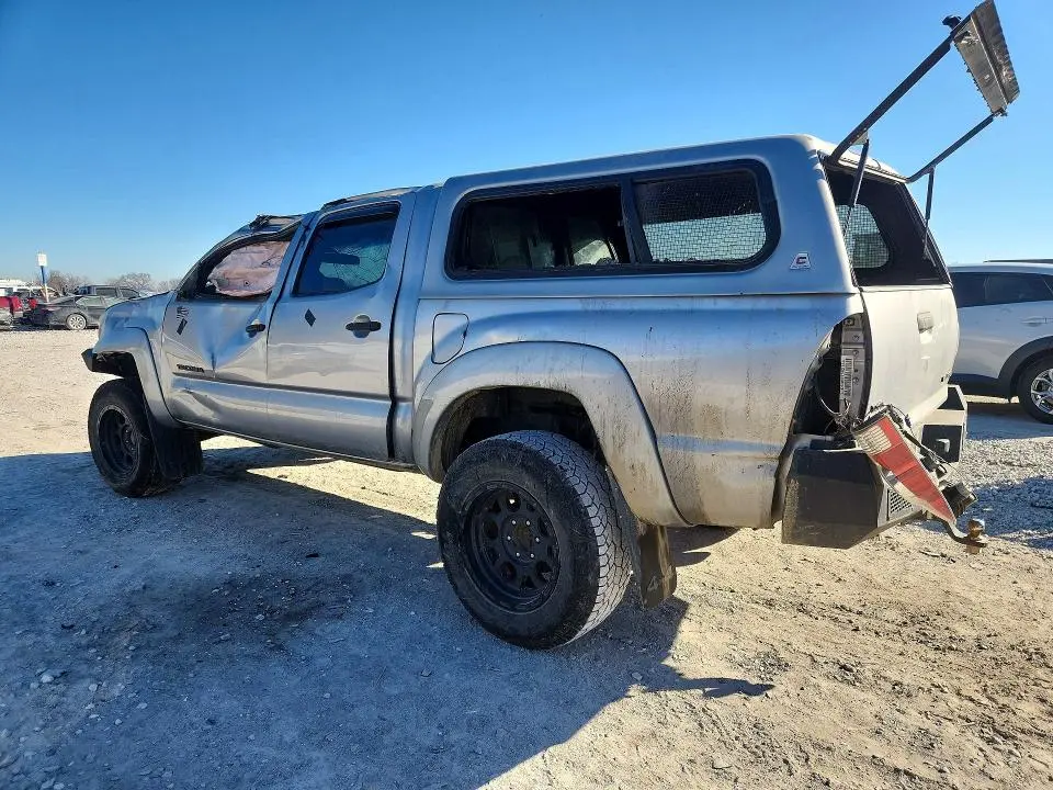 2015 TOYOTA TACOMA DOUBLE CAB  