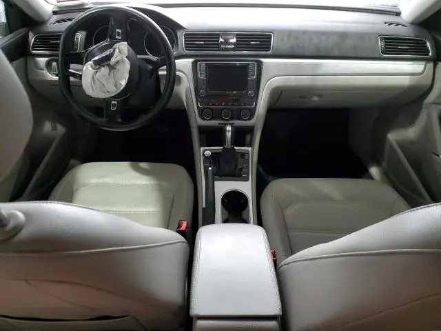 2019 VOLKSWAGEN PASSAT WOLFSBURG  