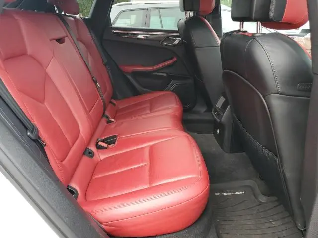 2015 PORSCHE MACAN S  