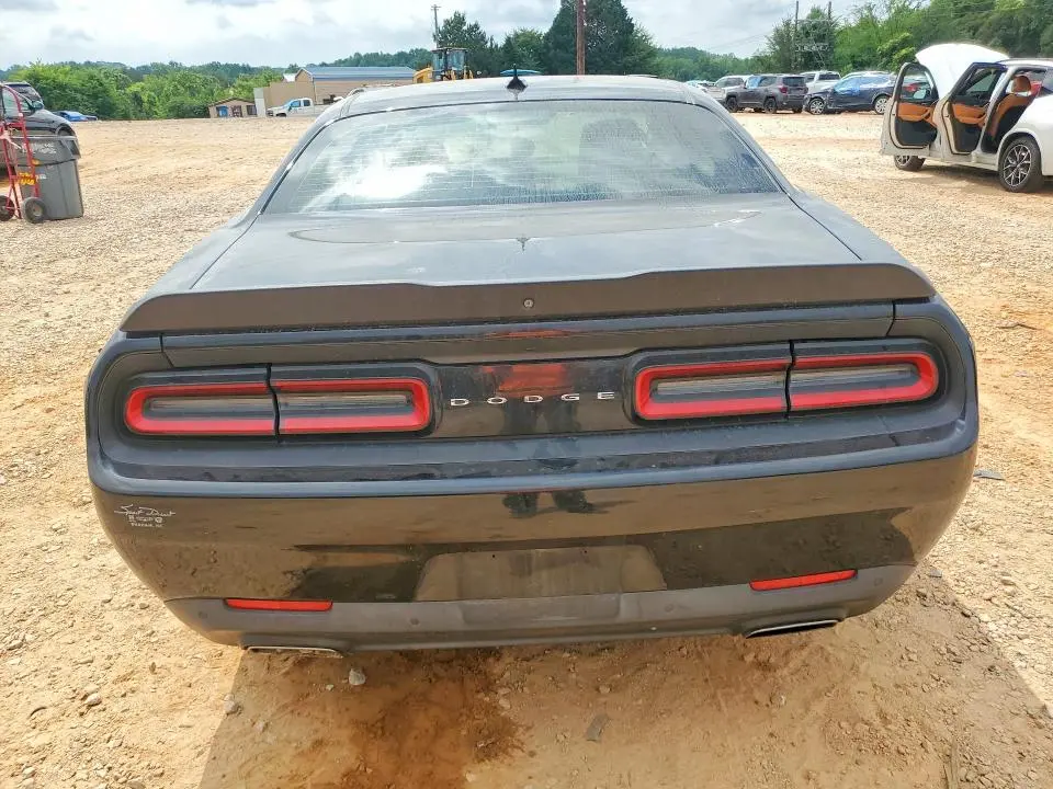 2018 DODGE CHALLENGER SXT  