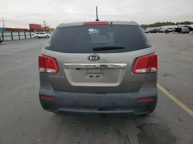 2013 KIA SORENTO LX  