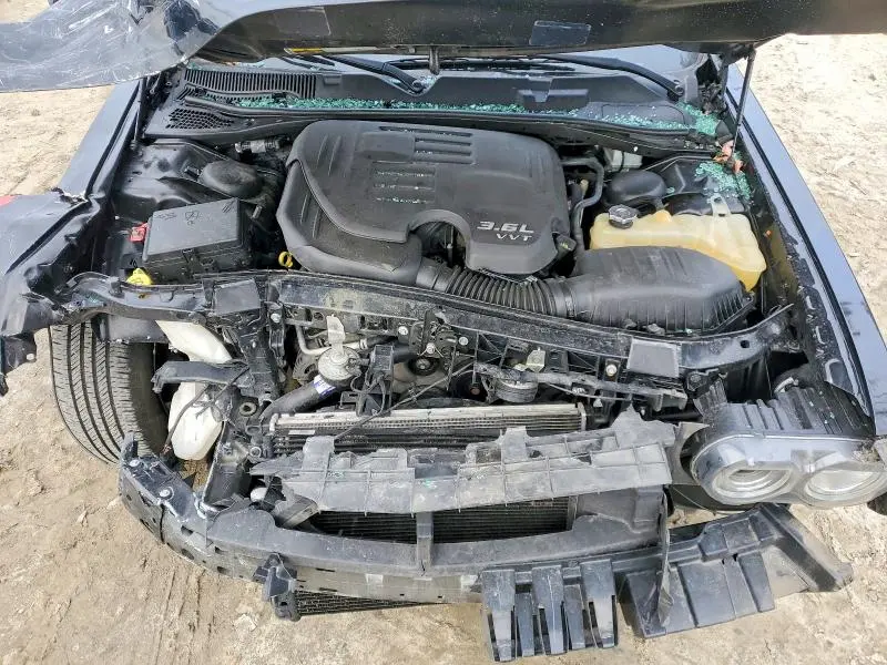 2016 DODGE CHALLENGER SXT  