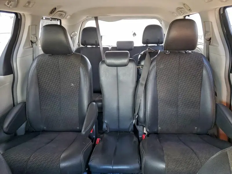 2014 TOYOTA SIENNA SPORT  