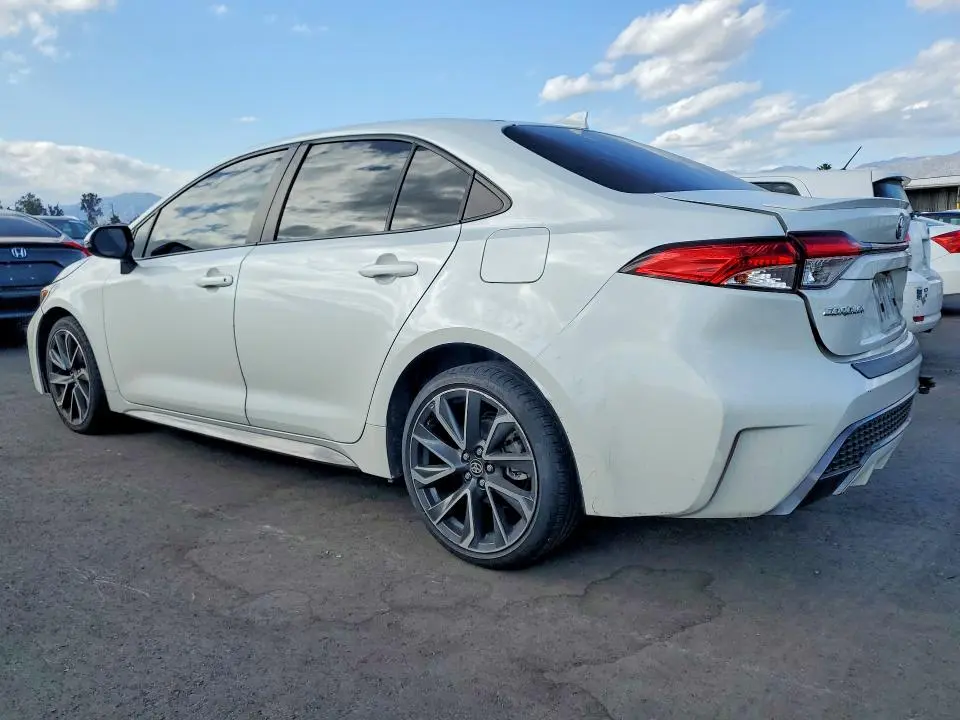 2021 TOYOTA COROLLA SE  