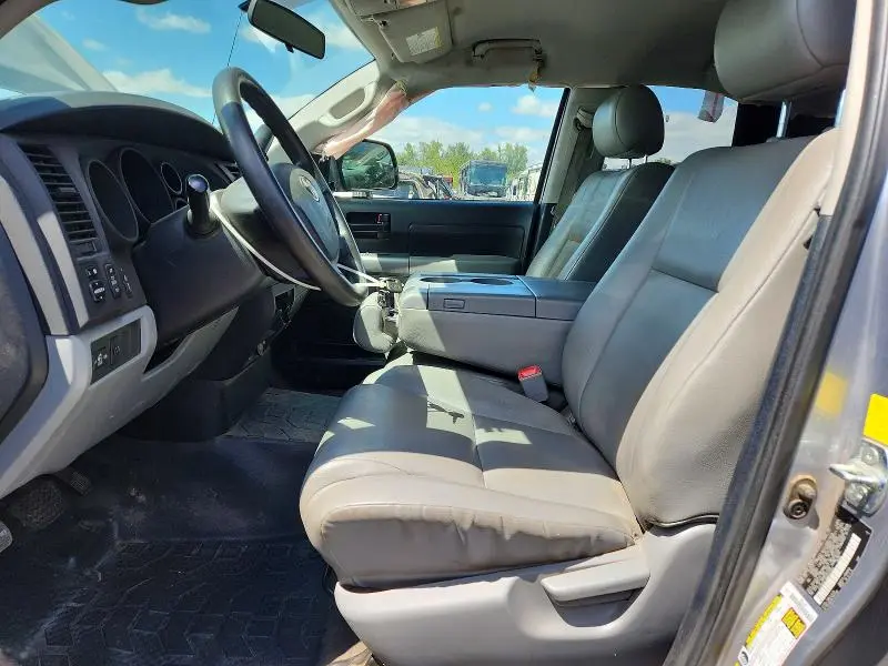 2011 TOYOTA TUNDRA DOUBLE CAB SR5  