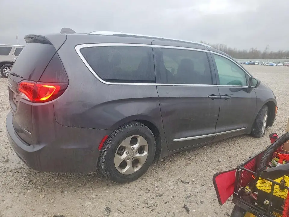 2018 CHRYSLER PACIFICA HYBRID TOURING L  