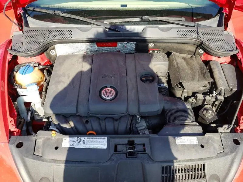 2013 VOLKSWAGEN BEETLE   