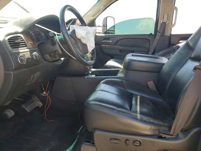 2011 CHEVROLET SILVERADO K2500 HEAVY DUTY LTZ  