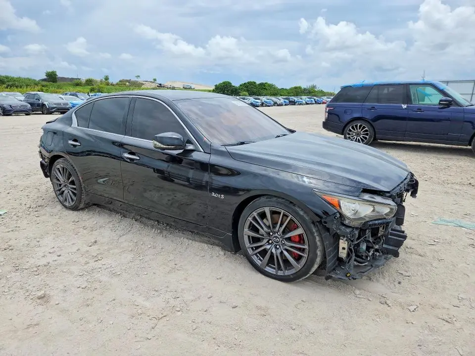2016 INFINITI Q50 RED SPORT 400  