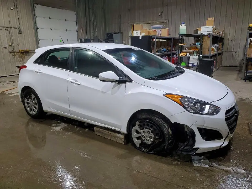 2017 HYUNDAI ELANTRA GT BASE  