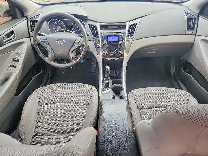 2011 HYUNDAI SONATA GLS  