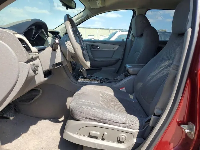 2016 CHEVROLET TRAVERSE LT  