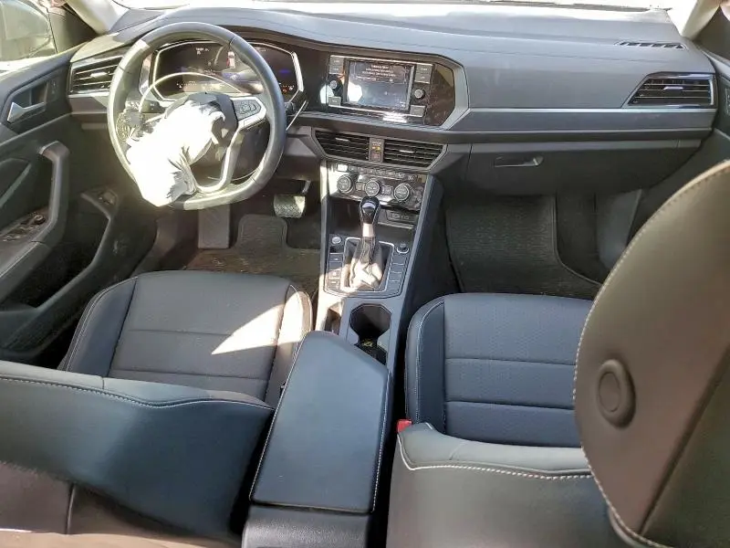 2024 VOLKSWAGEN JETTA SE  