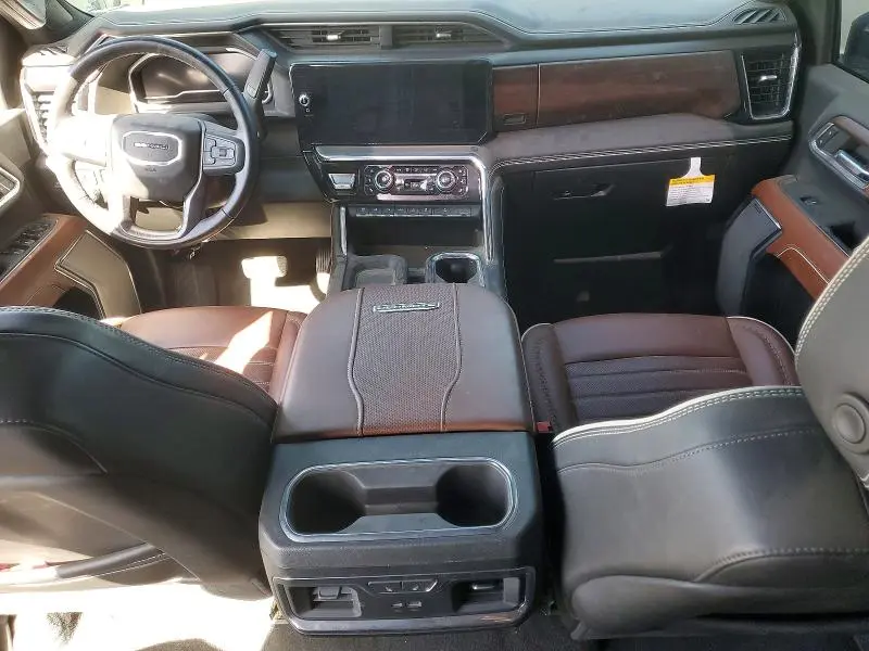 2024 GMC SIERRA K2500 DENALI  