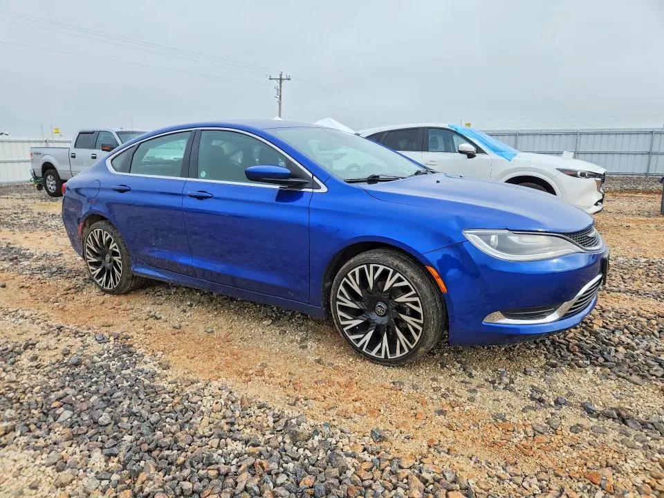 2016 CHRYSLER 200 LIMITED  