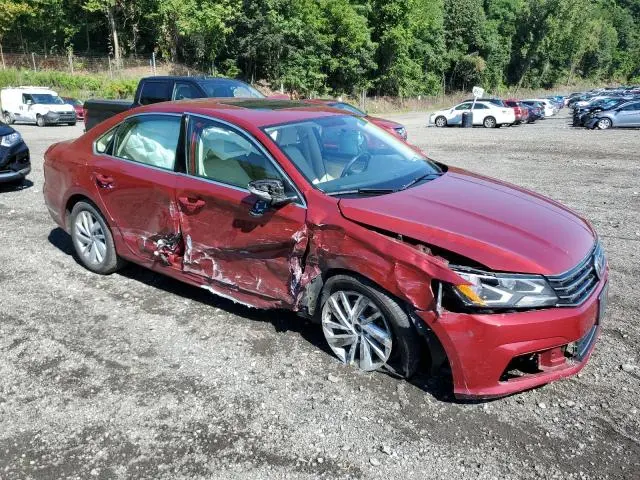 2018 VOLKSWAGEN PASSAT SE  