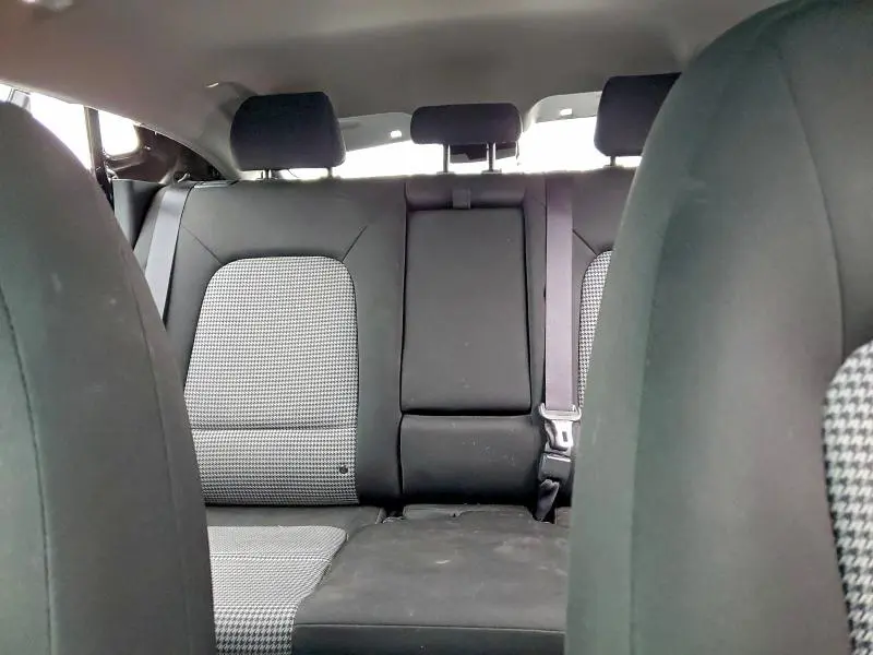 2020 HYUNDAI KONA SE  