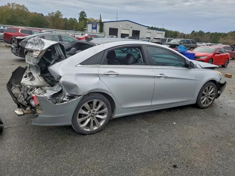 2013 HYUNDAI SONATA SE  