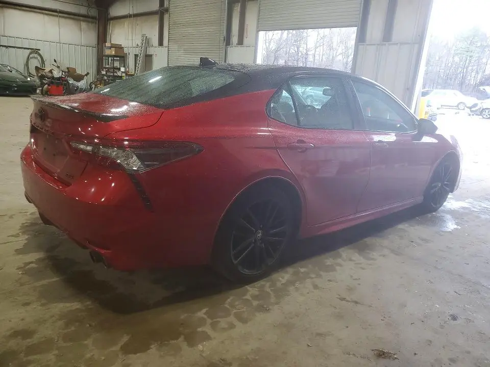 2022 TOYOTA CAMRY XSE  