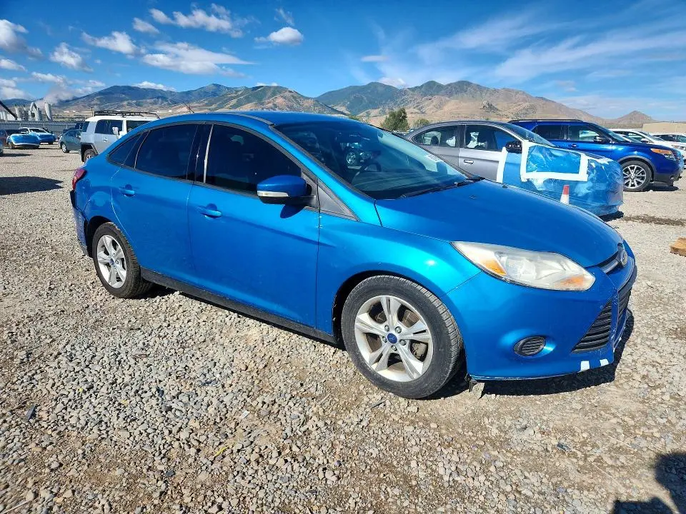 2013 FORD FOCUS SE  