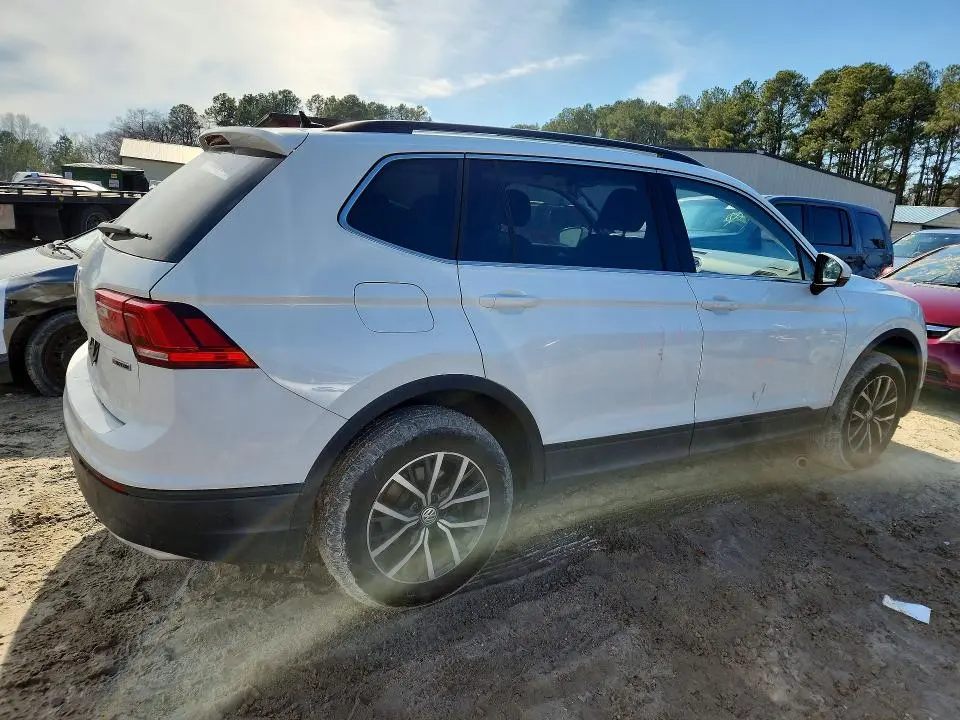 2019 VOLKSWAGEN TIGUAN SE  