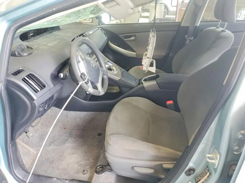 2013 TOYOTA PRIUS TWO  